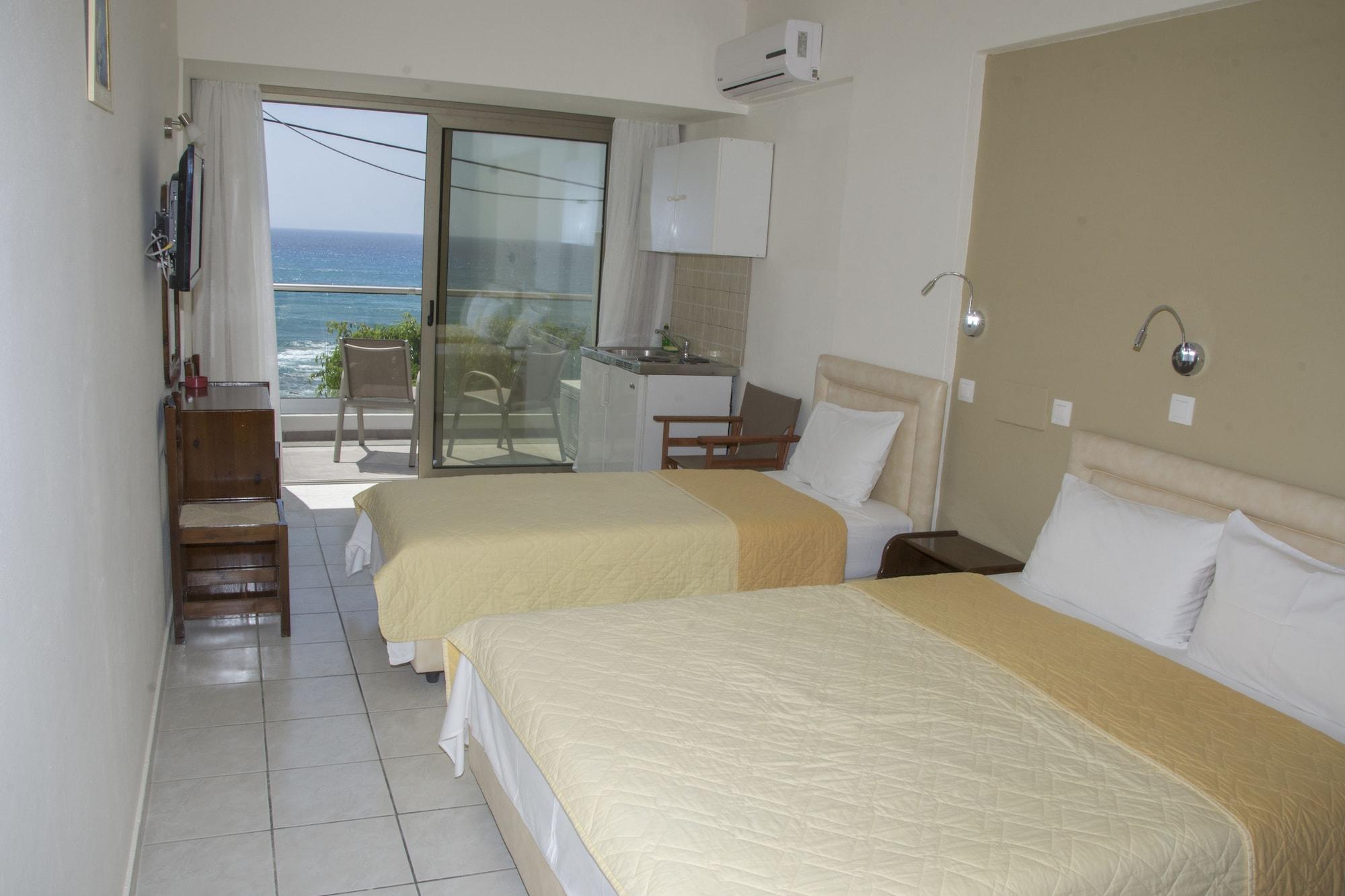 Creta Mare Hotel Plakias Exterior photo